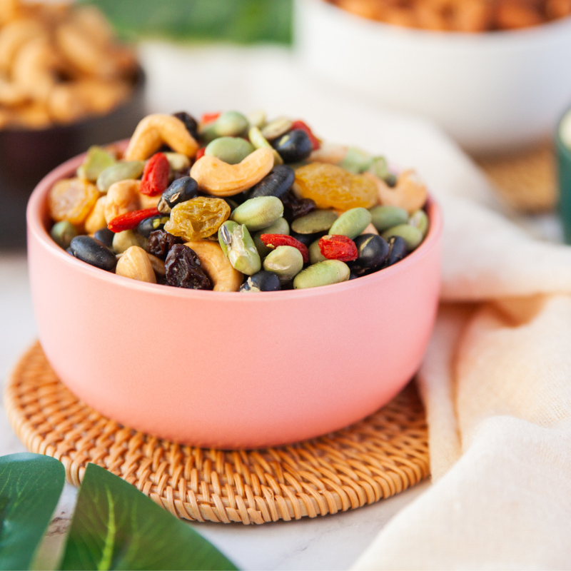 Fresh Bulk Cashew Goji Berry Trail Mix