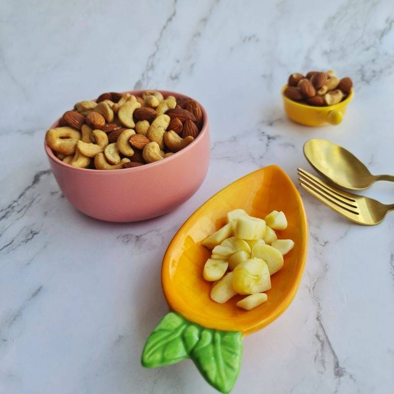 Fresh Bulk Roasted Garlic Nuts Mixed / cashew nut / almond / peanut